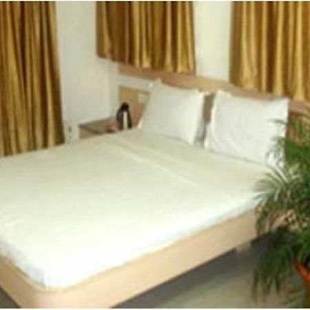 حيدر أباد Sana Heritage Inn Private Limited الغرفة الصورة